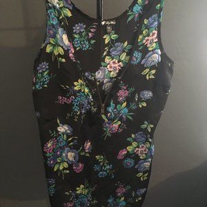 Lily White Medium Black Sheer Printed T w/ Zipper
